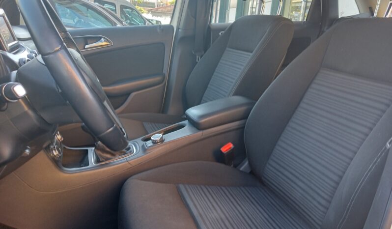 Mercedes-Benz Classe B 180 d full