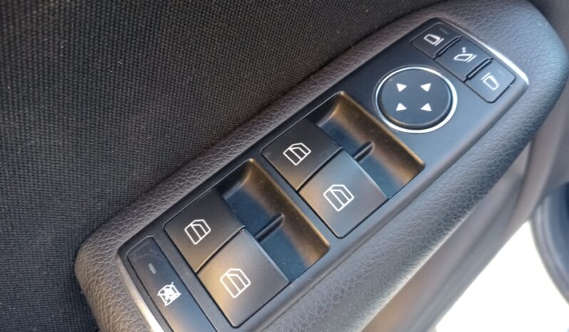 Mercedes-Benz Classe B 180 d full