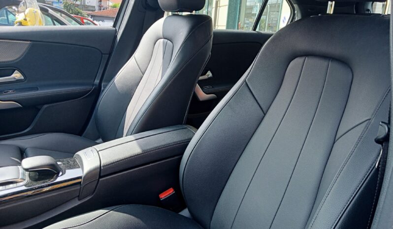 Mercedes Classe A 180d Automatic Sport Extra full